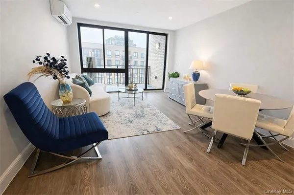 $815,000 | 45-15 82nd Street, Unit W7A | Elmhurst