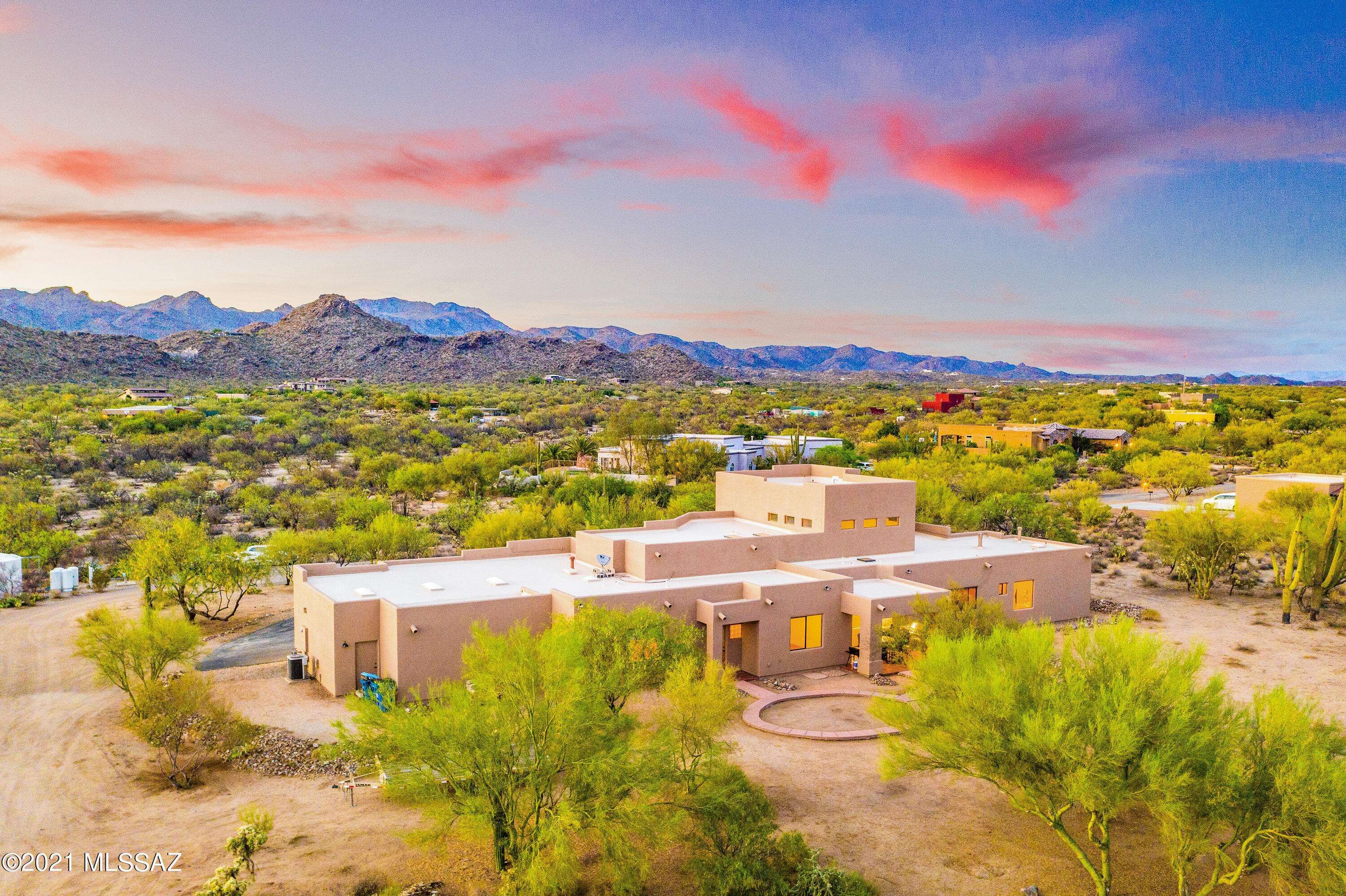 3520 West Moore Road Marana, AZ 85658 - Photo 4 of 44