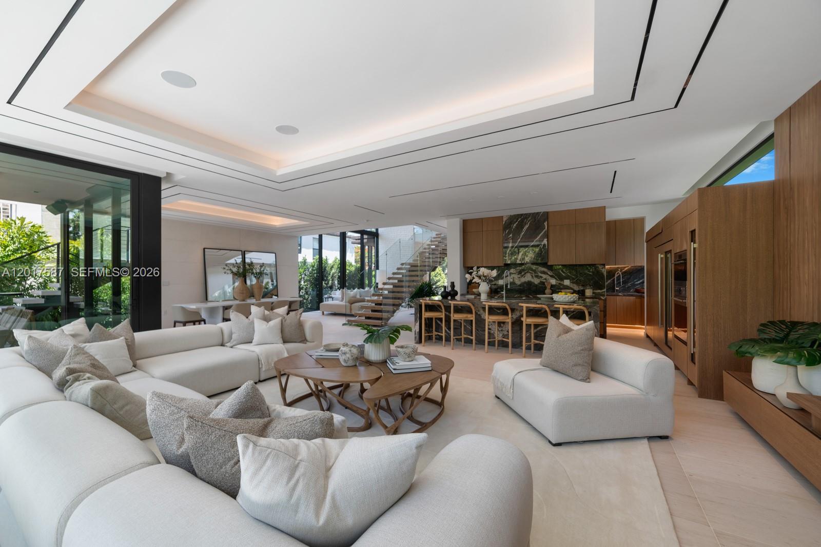 3045 North Bay Road Miami Beach, FL 33140 - Photo 15 of 45