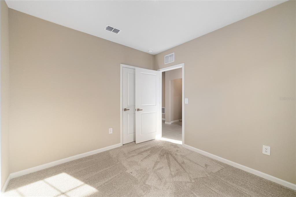 1183 Turtle Is Road Lady Lake, FL 32159 - Photo 31 of 39 a view of an empty room