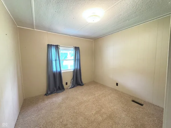 $102,000 | 3514 West Mill Creek Drive, Kingman, IN 47952