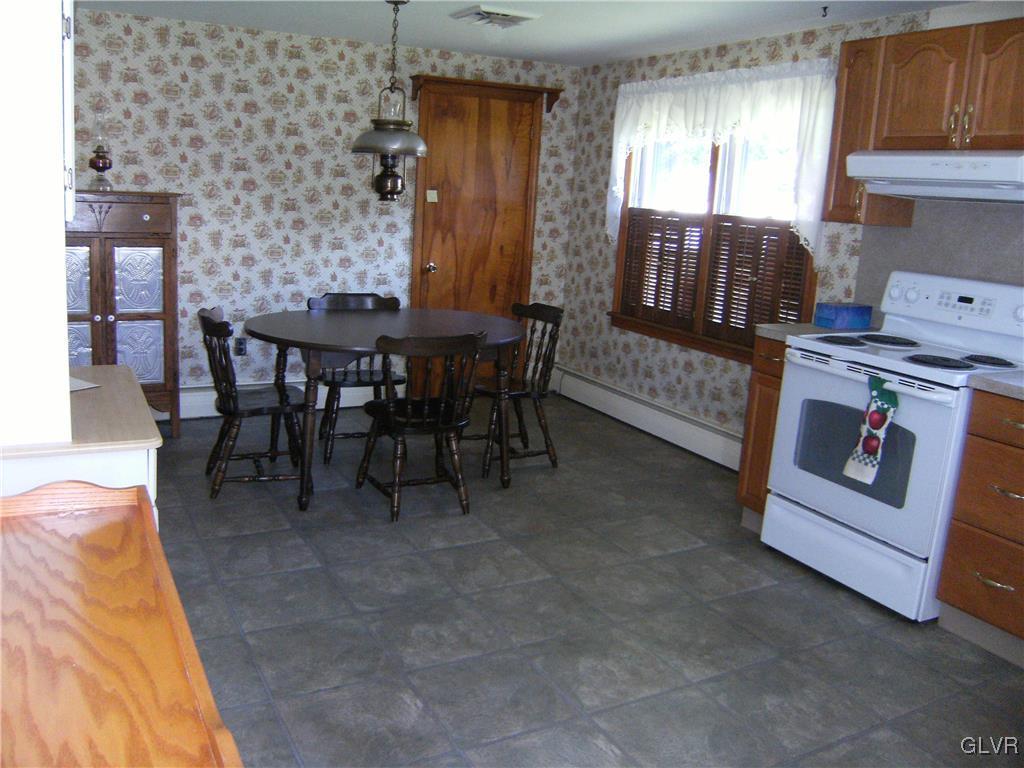 598 Cherry Road Northampton, PA 18067 - Photo 10 of 23 Gallery Image 10