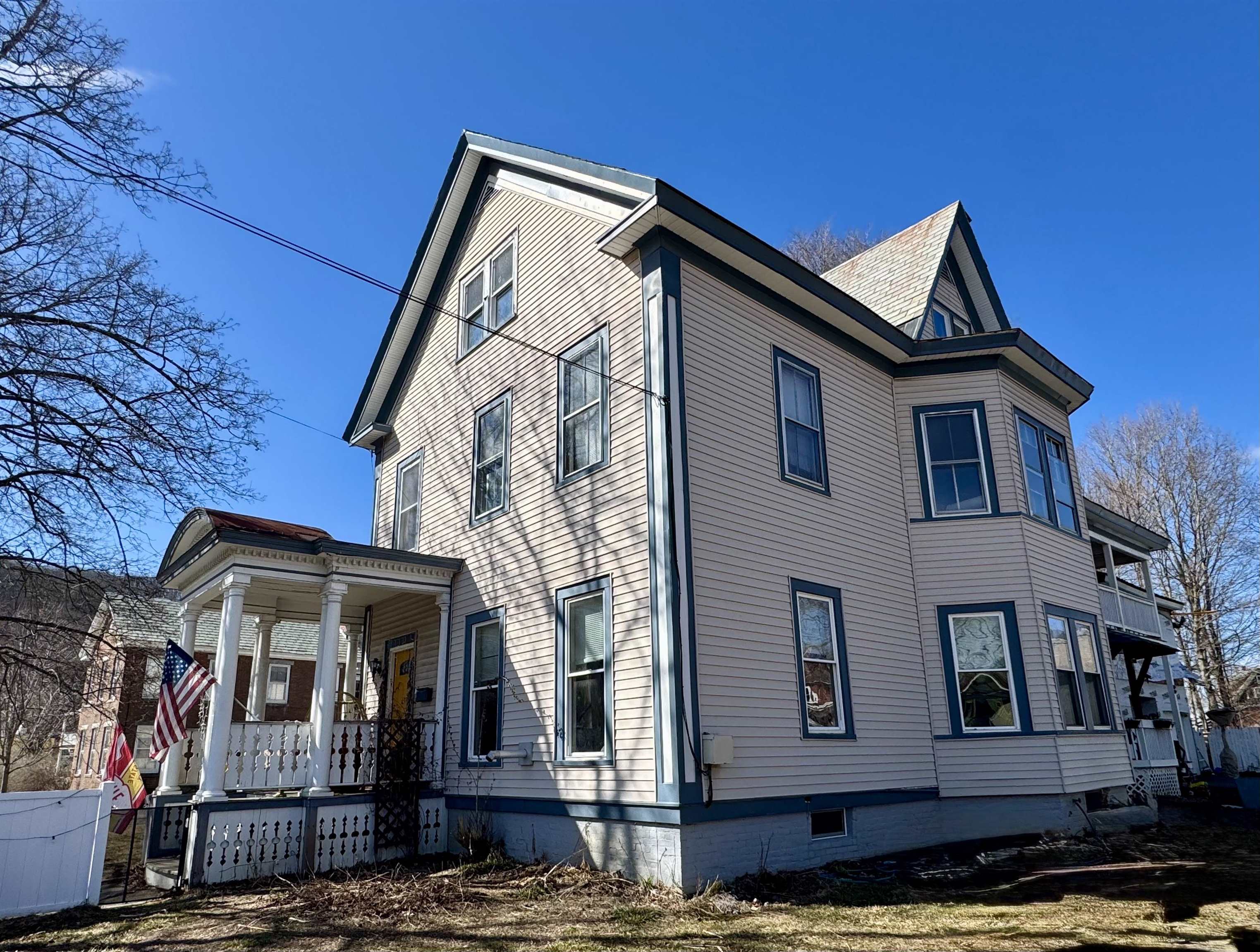 35 School Street Rockingham, VT 05101 - Photo 2 of 37