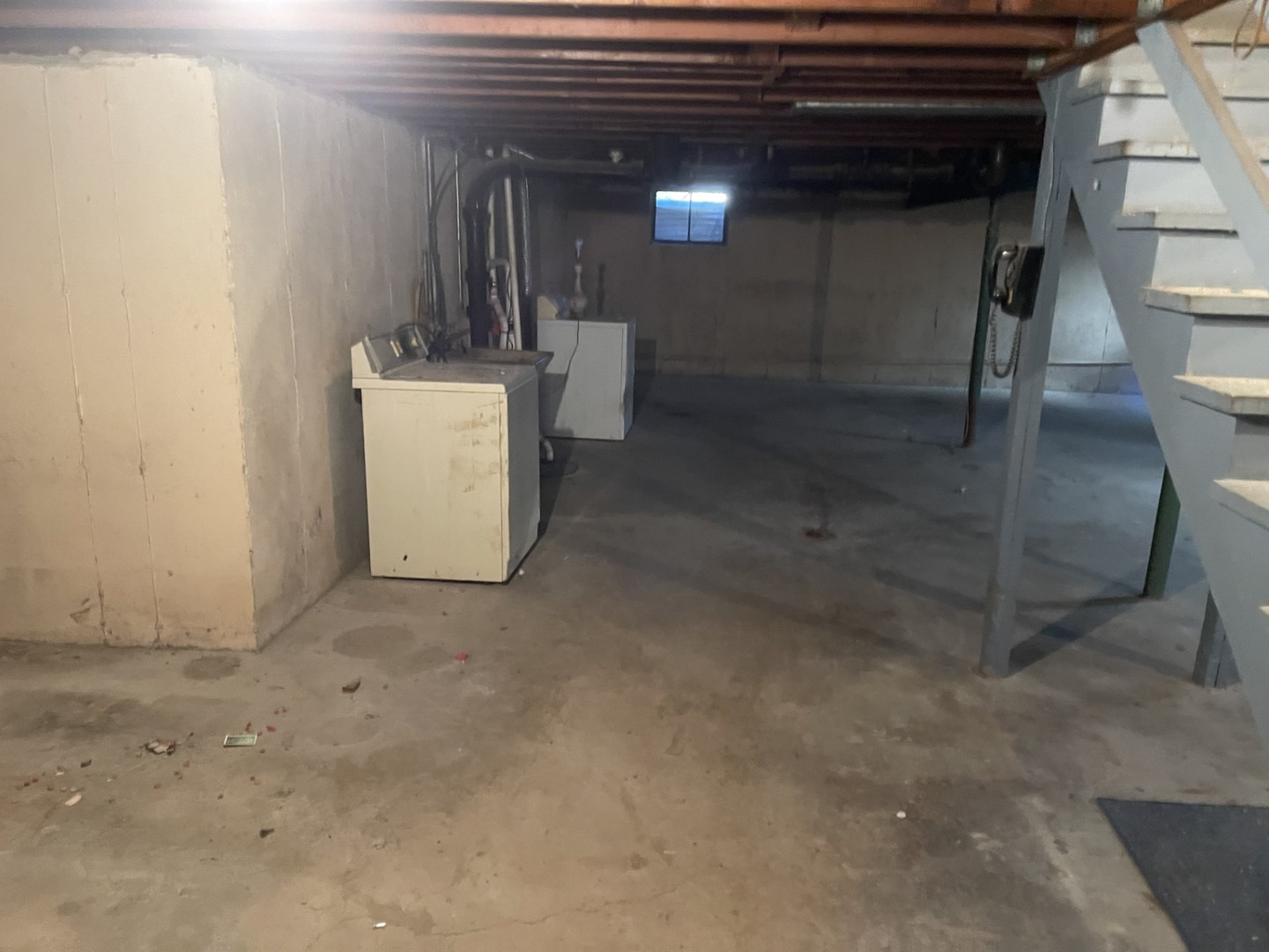 441 East Adams Street Elmhurst, IL 60126 - Photo 19 of 20 a view of a storage & utility room