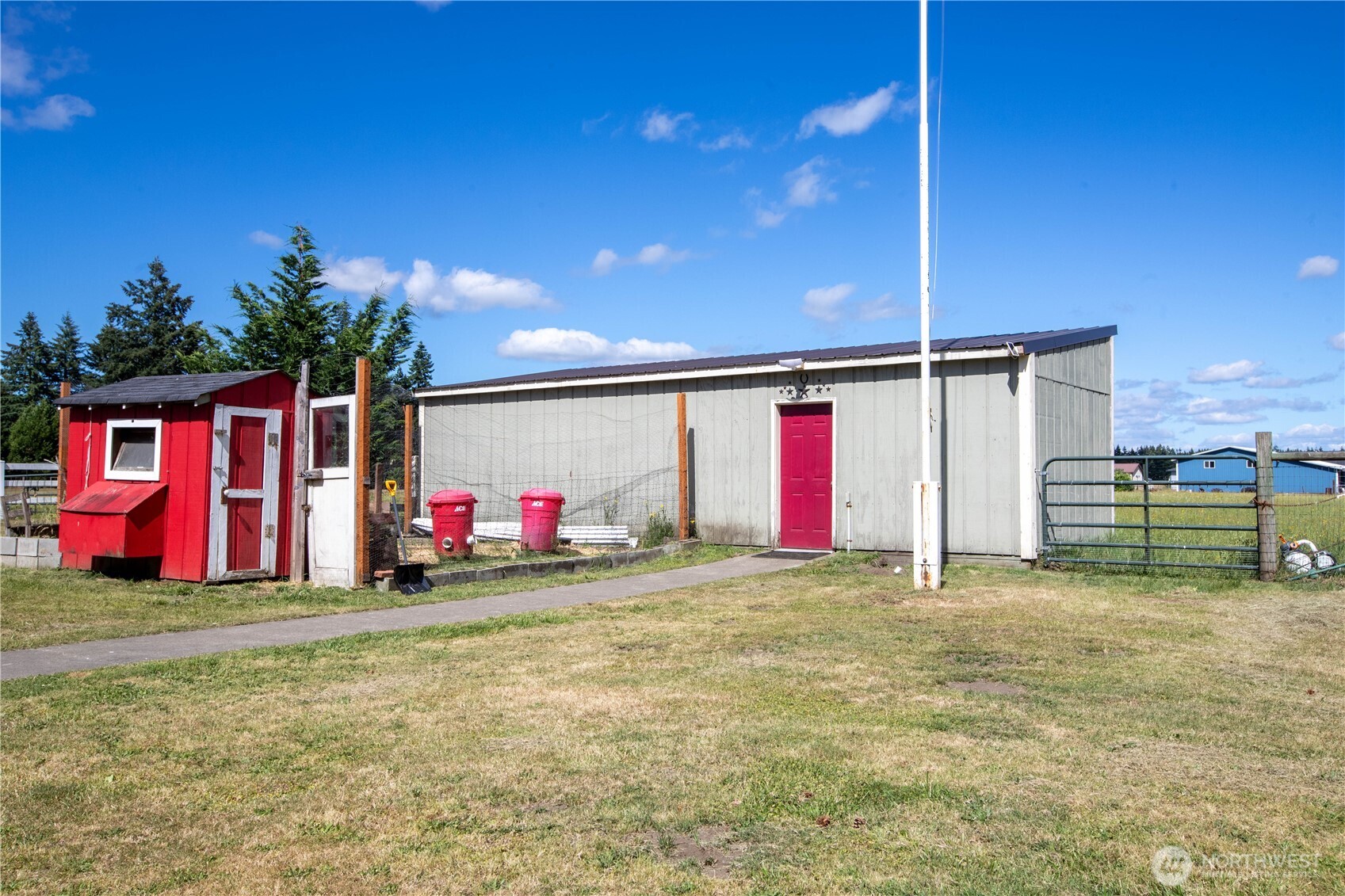 10548 179th Avenue Southwest Rochester, WA 98579 - Photo 27 of 36