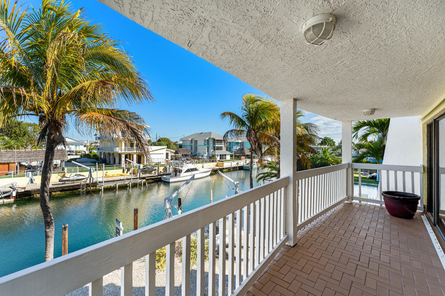 184 Bahama Avenue Key Largo, FL 33037 - Photo 23 of 72 Enjoy Endless Ocean Breezes
