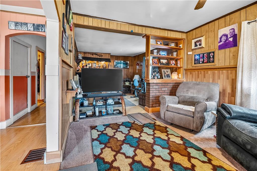 355 Sunset Street Rossiter, PA 15772 - Photo 9 of 41