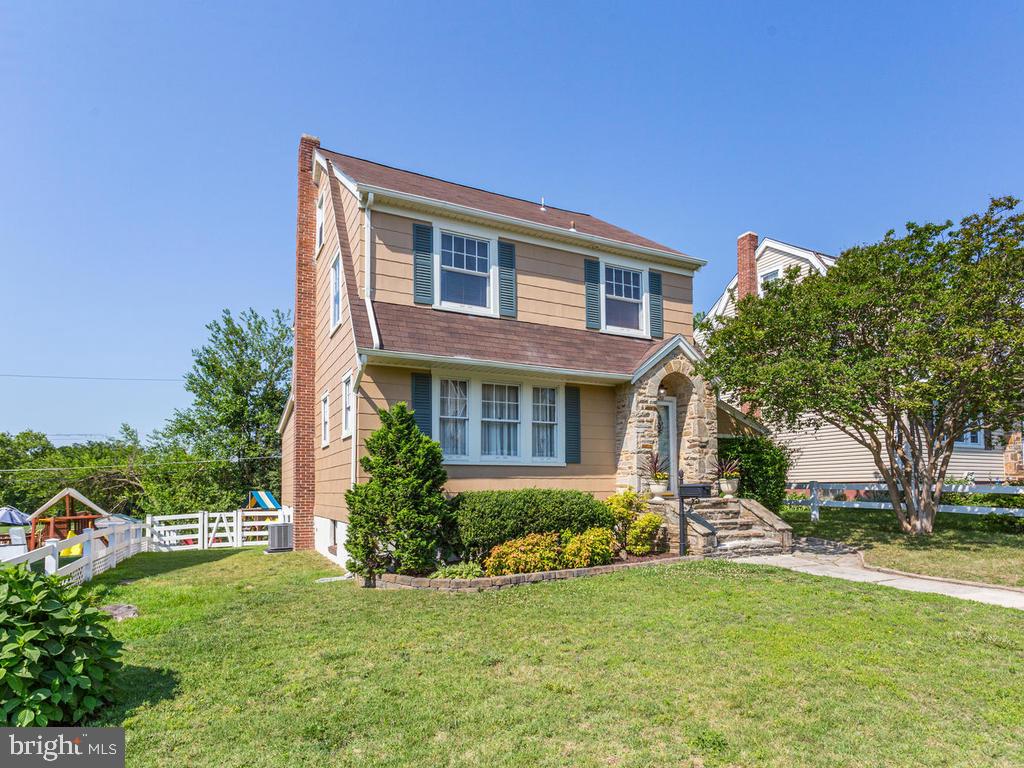 1220 Ten Oaks Road Baltimore, MD 21227 - Photo 3 of 87 Gallery Image 3