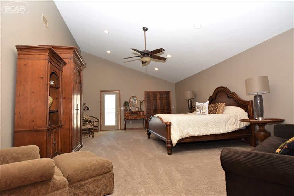 4473 North Seymour Road Flushing, MI 48433 - Photo 21 of 33 21414392-20.JPG