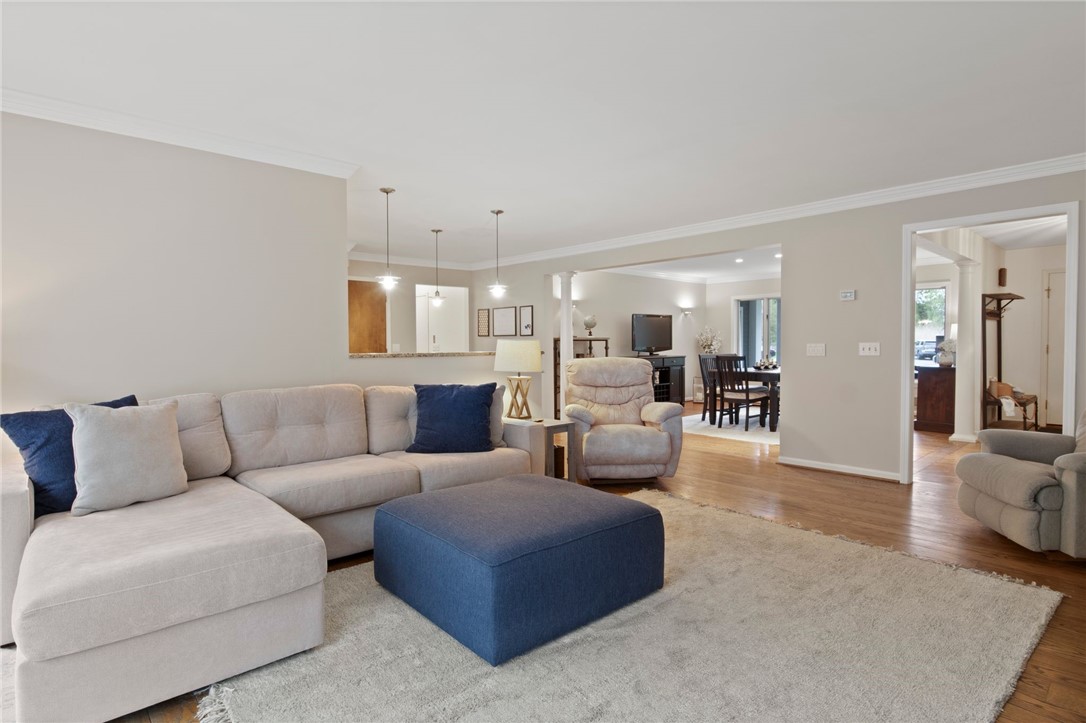 9 Falls View Lane Penfield, NY 14625 - Photo 12 of 46