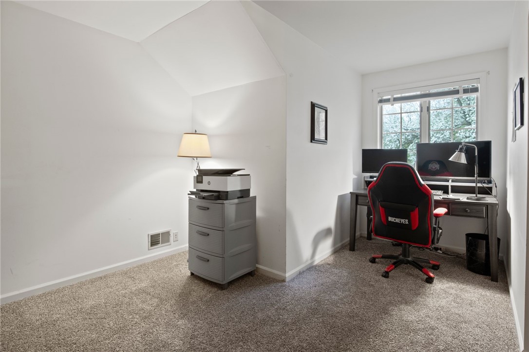 9 Falls View Lane Penfield, NY 14625 - Photo 34 of 46