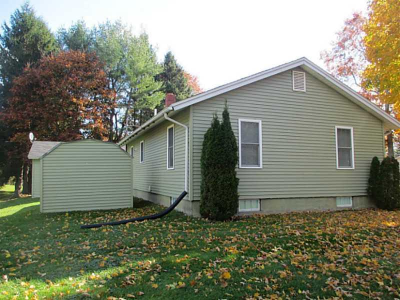 27 Gilbert Street Orono, ME 04473 - Photo 4 of 20 Exterior Back.