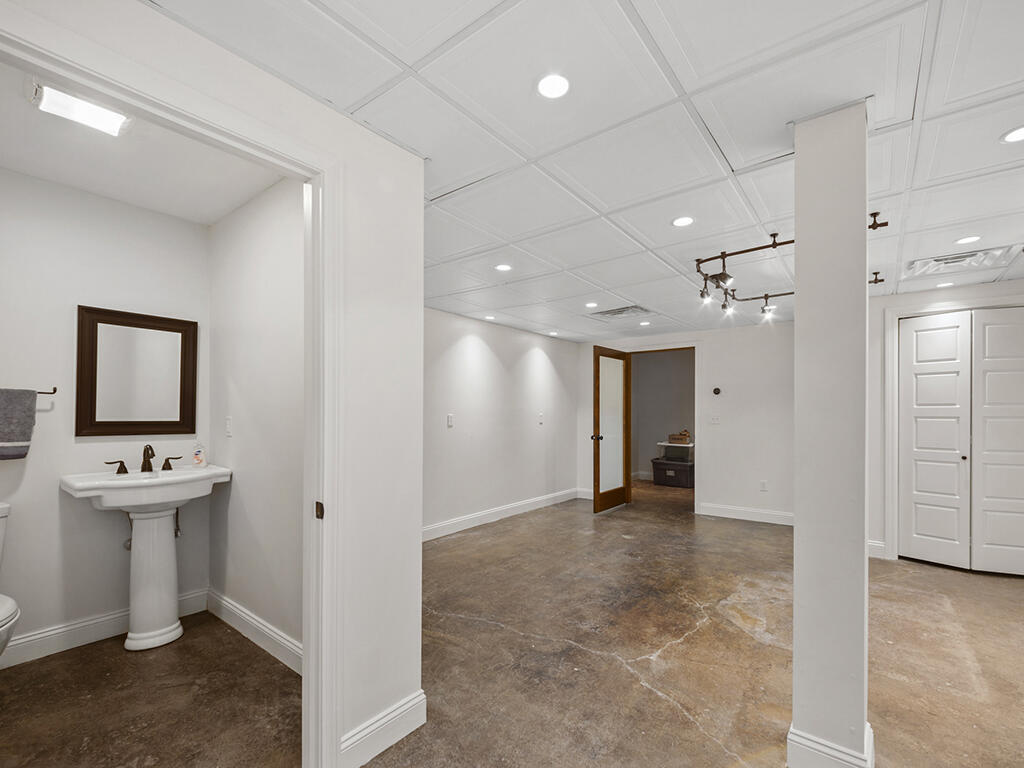 605 Ridge Road Fairfield, ME 04937 - Photo 30 of 47 Basement Bonus Room