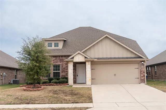$2,300 | 3080 Seth Lane, Forney, TX 75126