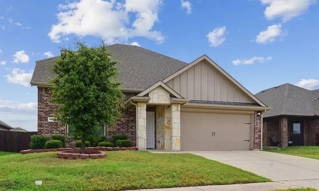 $2,300 | 3080 Seth Lane, Forney, TX 75126