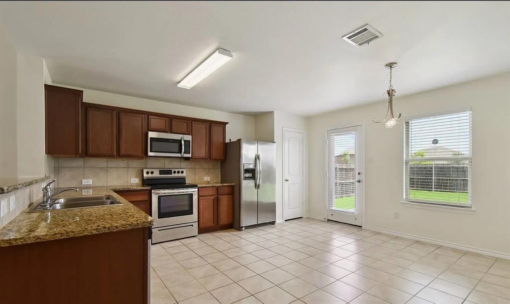 3080 Seth Lane Forney, TX 75126 - Photo 6 of 22