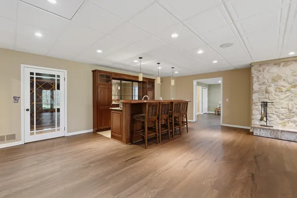 $875,000 | 9256 Fenton Road, Grand Blanc, MI 48439