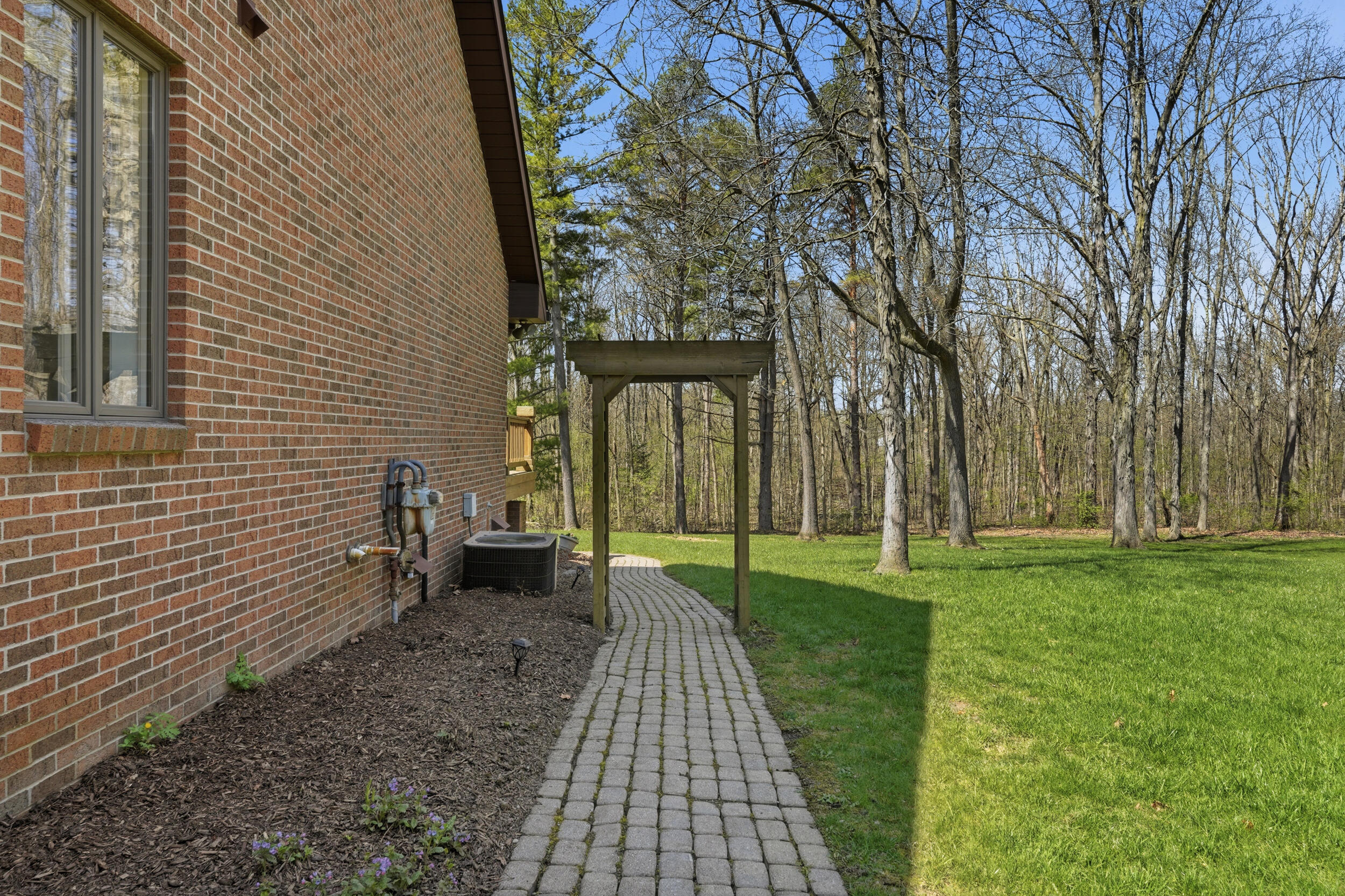 9256 Fenton Road Grand Blanc, MI 48439 - Photo 75 of 84 9256 fenton rd-64