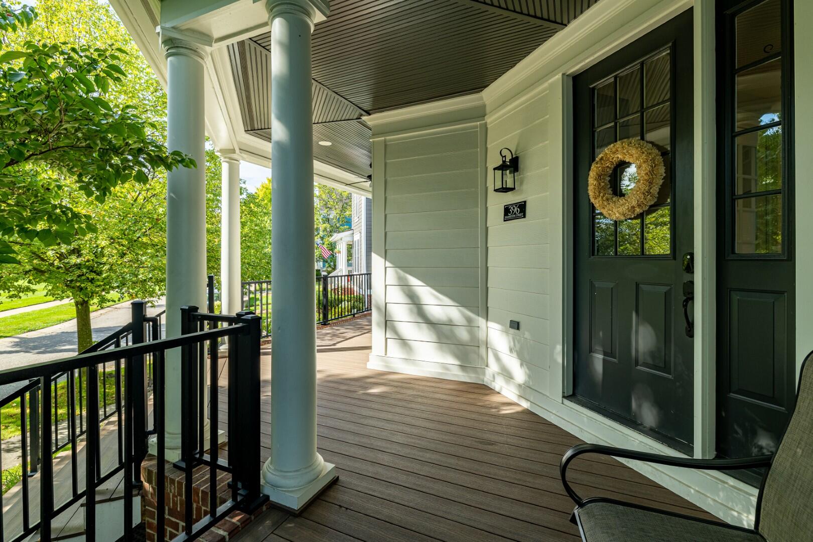 396 Hamilton Street Canton, MI 48188 - Photo 6 of 77 Front Porch