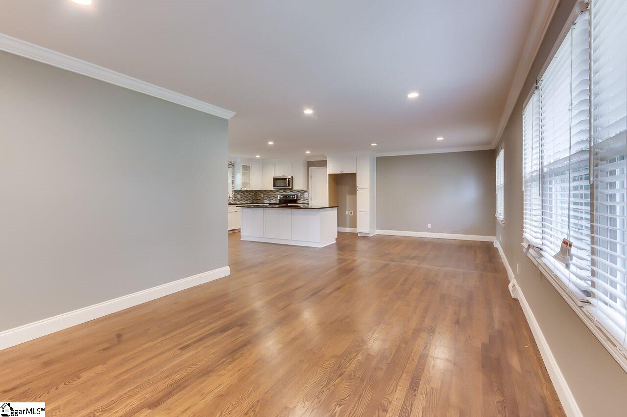 500 Rollingreen Road Greenville, SC 29615 - Photo 9 of 29 Gallery Image 9