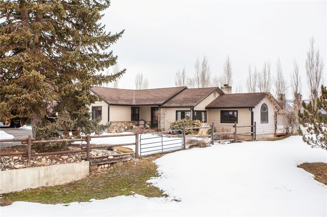 3700 West Malaga Road Malaga, WA 98828 - Photo 1 of 25 Gallery Image 1