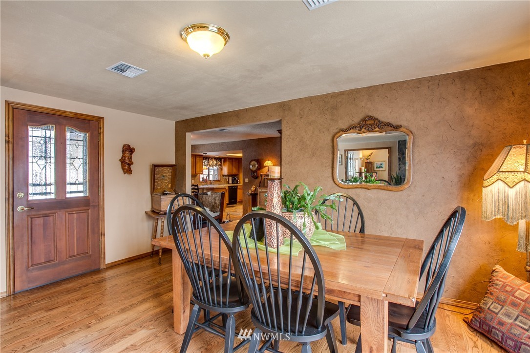 3700 West Malaga Road Malaga, WA 98828 - Photo 9 of 25 Gallery Image 9