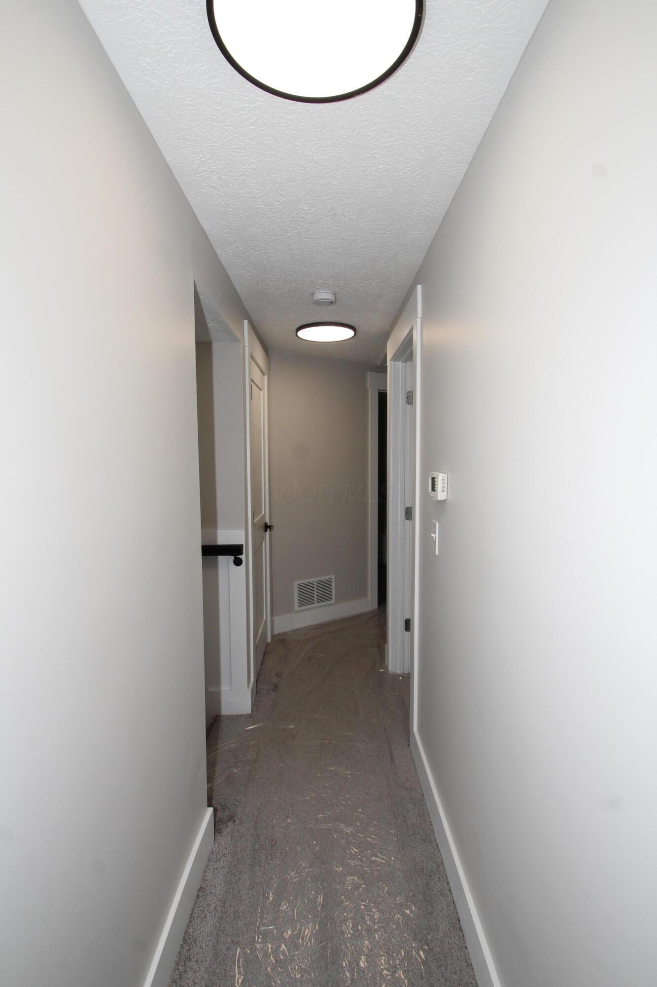 4003 Lynward Road Columbus, OH 43228 - Photo 15 of 43 1000035659