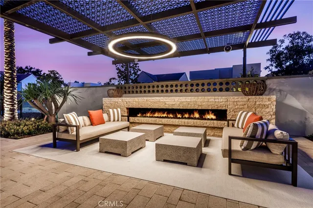 $2,599,000 | 101 Red Oak, Lake Forest, CA 92630