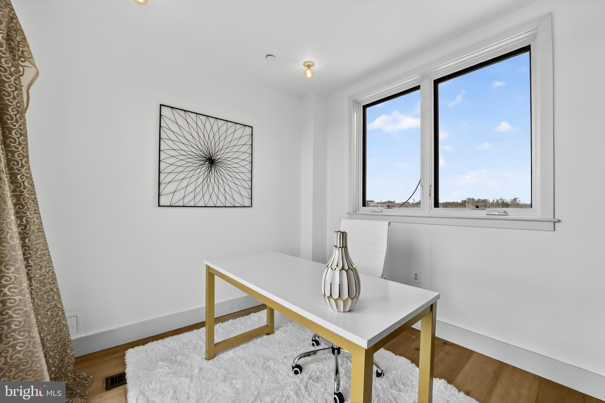 774 Girard Street Northwest, Unit 2W Washington, DC 20001 - Photo 19 of 22