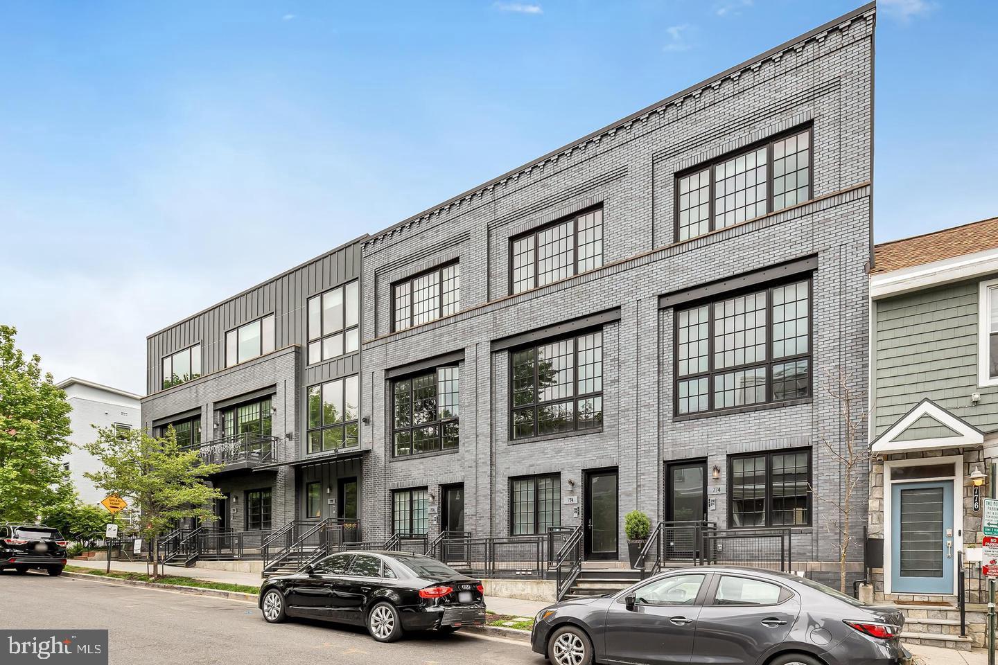 774 Girard Street Northwest, Unit 2W Washington, DC 20001 - Photo 2 of 22