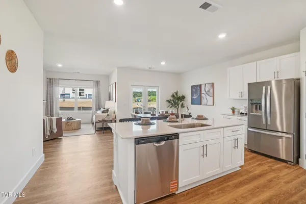 $362,375 | 206 Artist Avenue, Johnson City, TN 37615