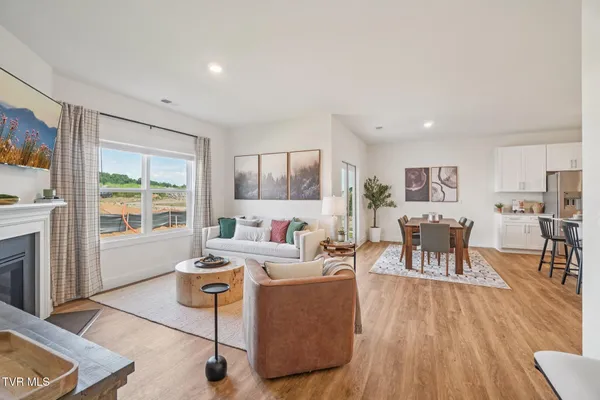 $360,375 | 206 Artist Avenue, Johnson City, TN 37615