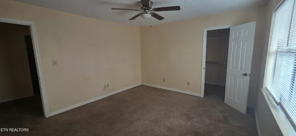 an empty room