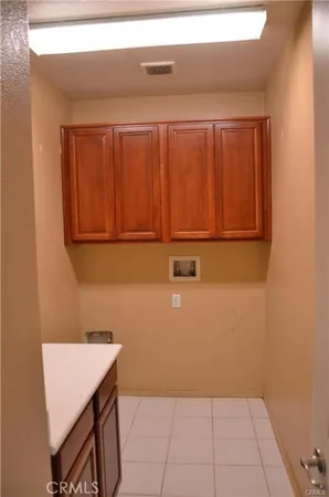 $4,500 | 19937 Christopher Lane, Saugus, CA 91350