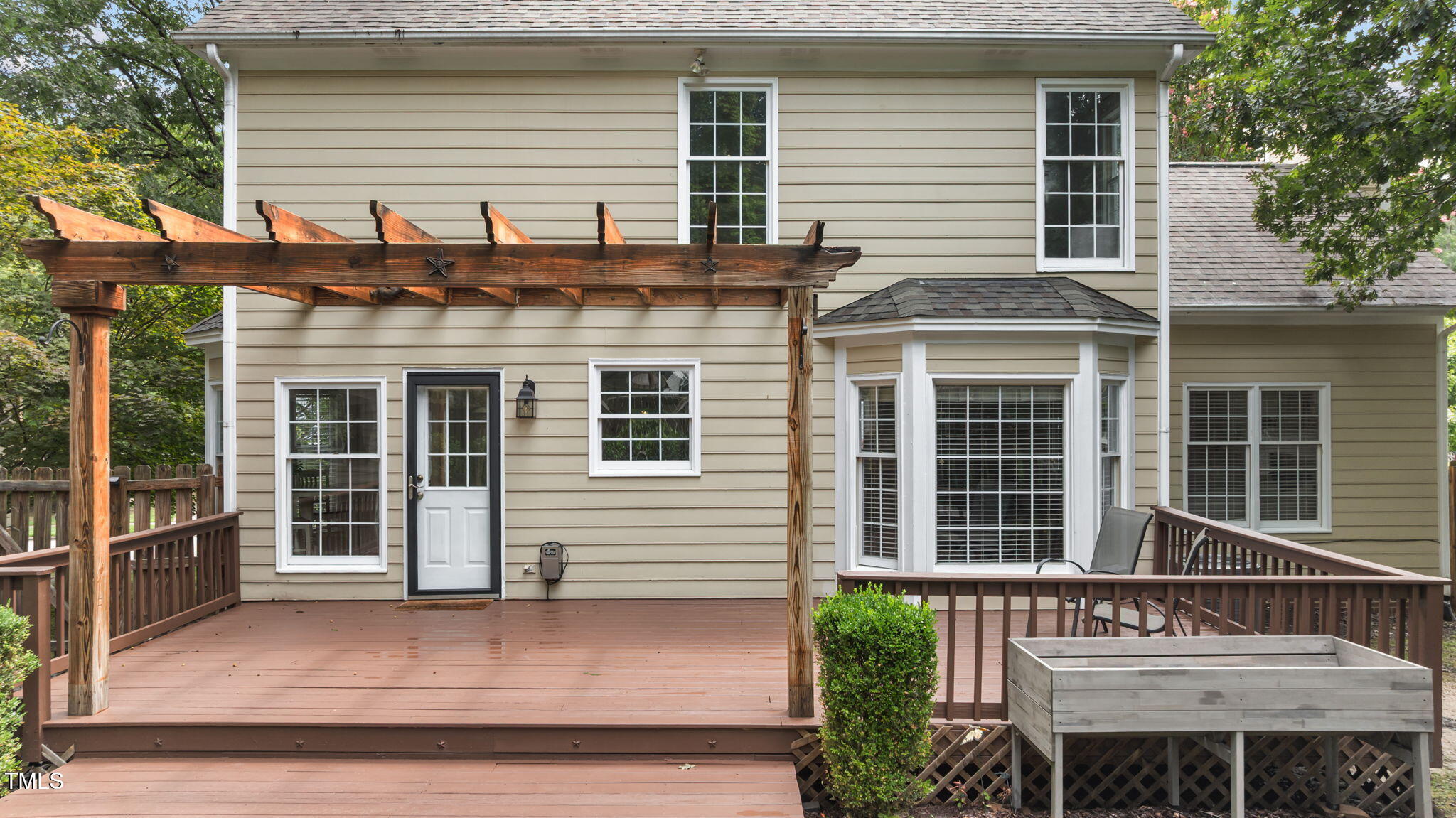 12005 North Exeter Way Raleigh, NC 27613 - Photo 28 of 38 Exterior