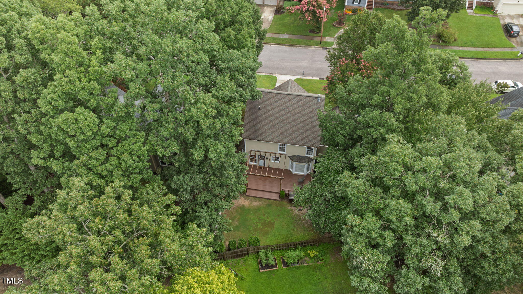 12005 North Exeter Way Raleigh, NC 27613 - Photo 32 of 38 Exterior