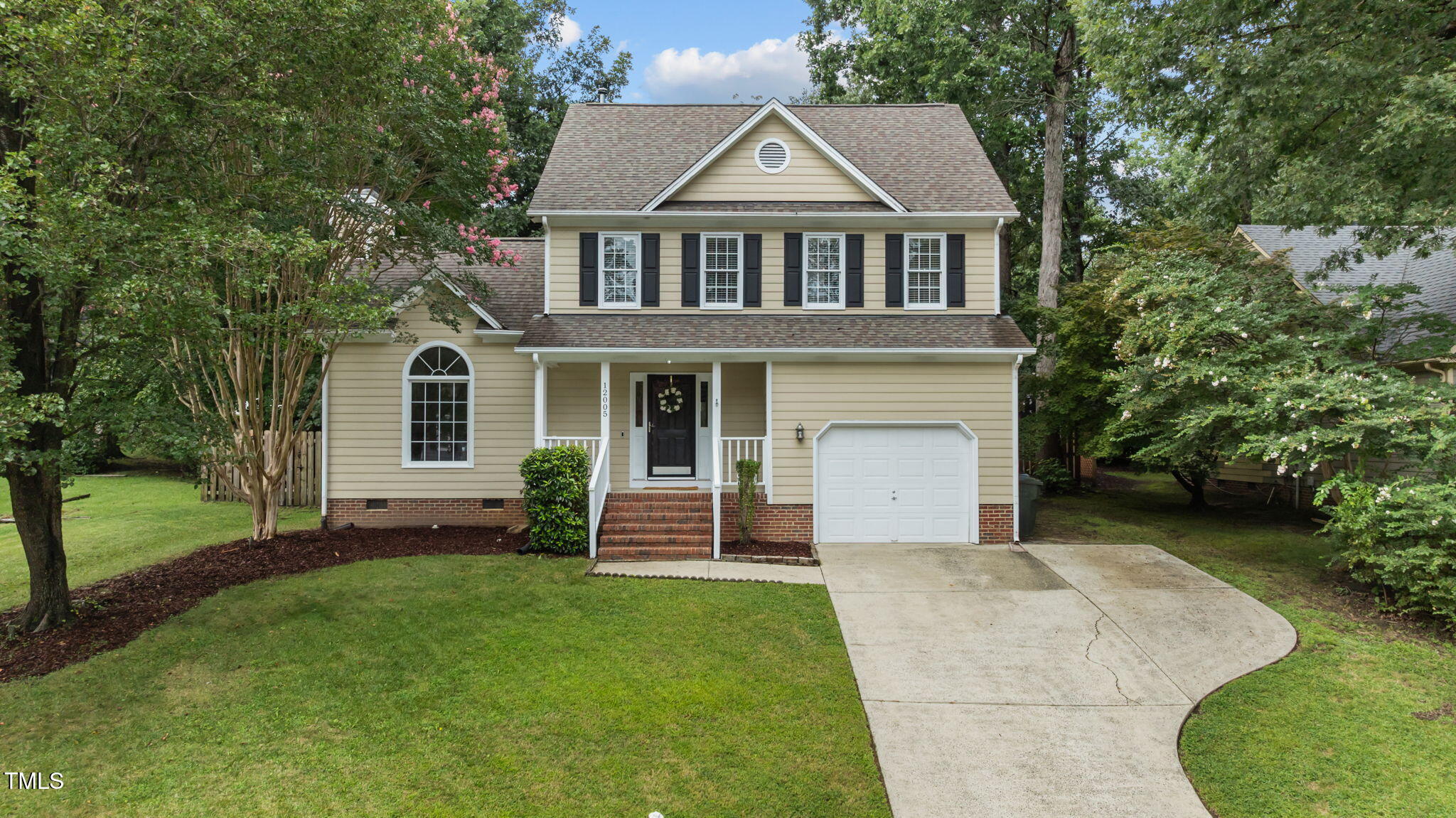 12005 North Exeter Way Raleigh, NC 27613 - Photo 34 of 38 Exterior