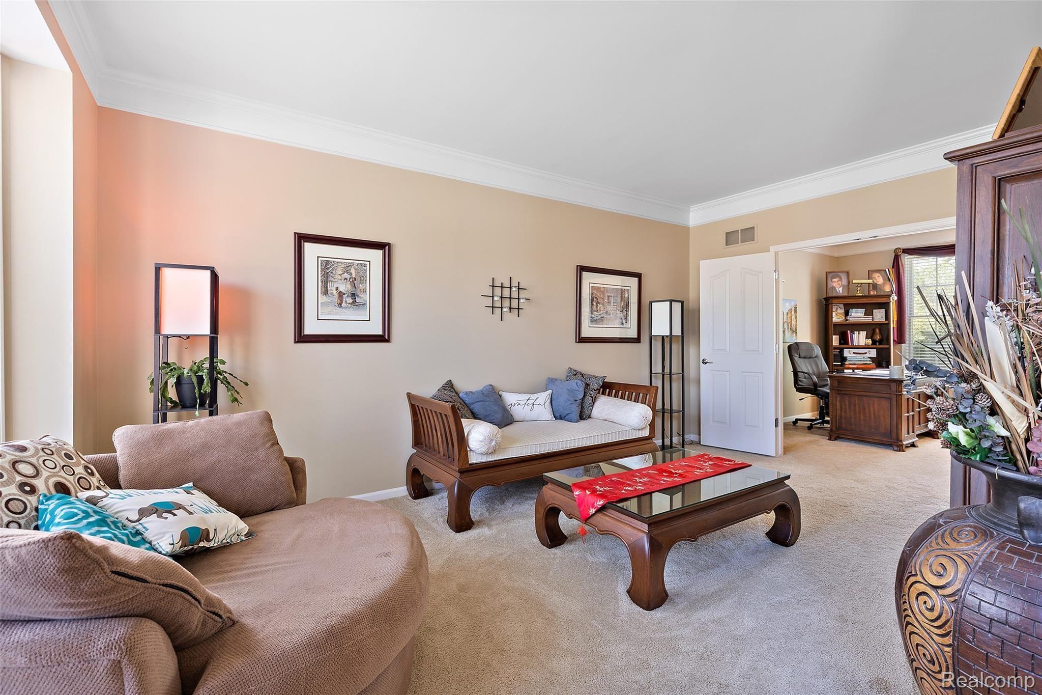 1600 Blushing Drive Rochester, MI 48307 - Photo 7 of 59 1600 Blushing Dr-17.jpg