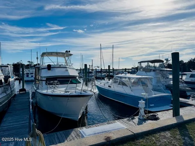 $2,000 | 752 Indigo Village Court, Southport, NC 28461