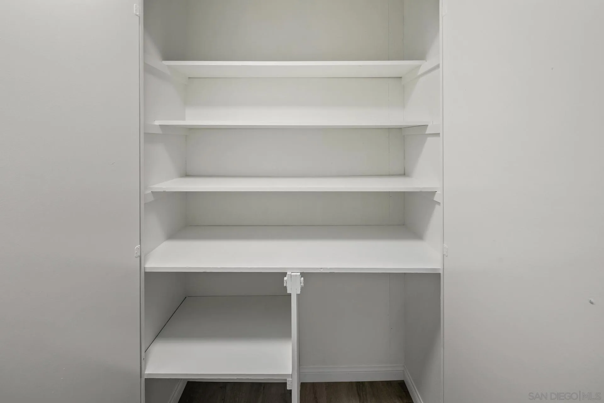 916 Crest Drive Encinitas, CA 92024 - Photo 34 of 47