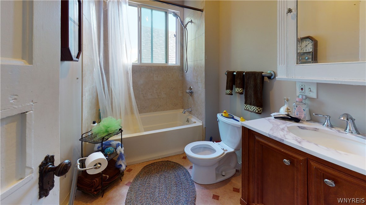 52 Locust Street Buffalo, NY 14204 - Photo 22 of 46