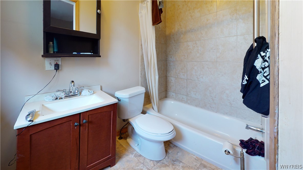 52 Locust Street Buffalo, NY 14204 - Photo 29 of 46