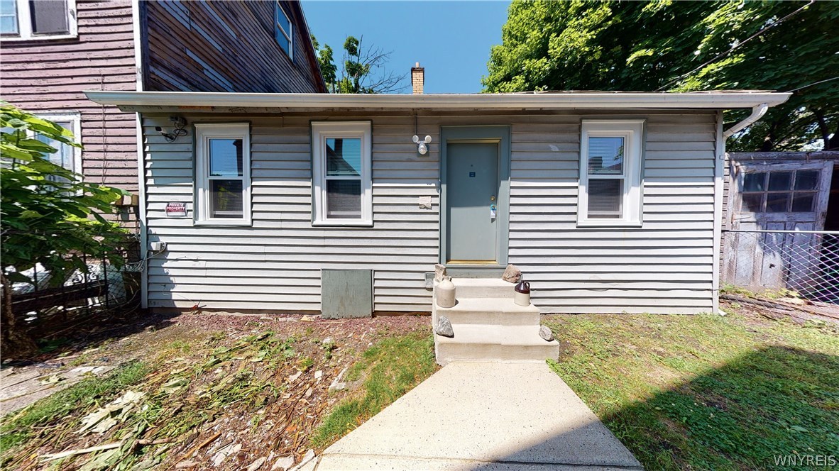 52 Locust Street Buffalo, NY 14204 - Photo 34 of 46