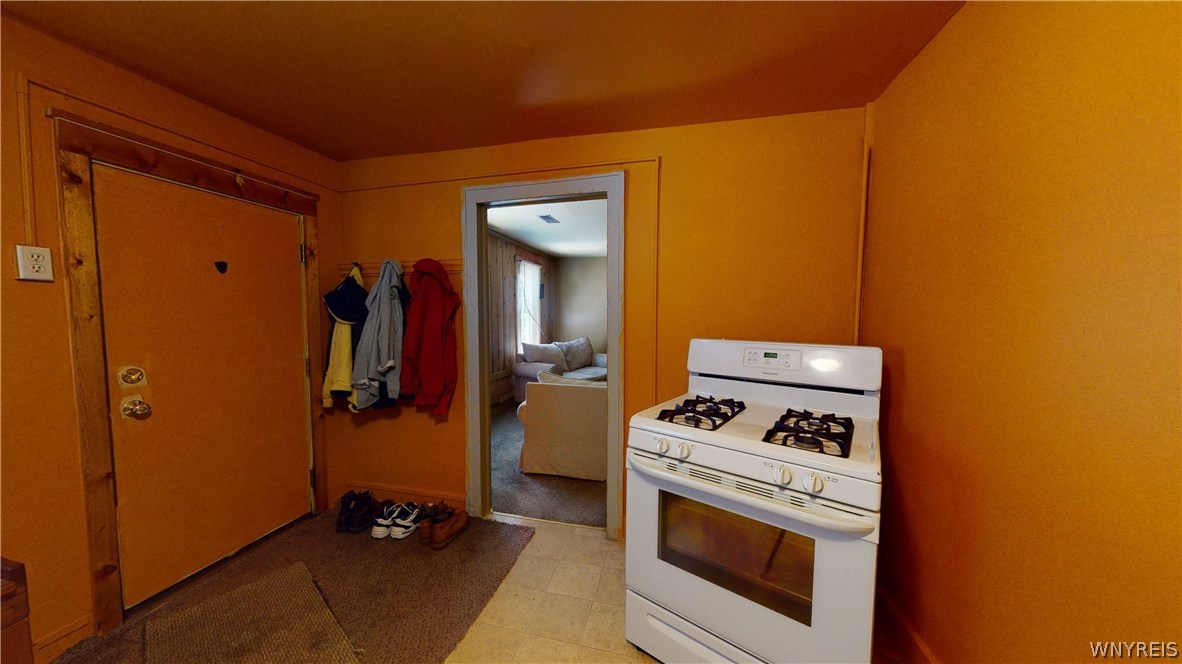 52 Locust Street Buffalo, NY 14204 - Photo 37 of 46