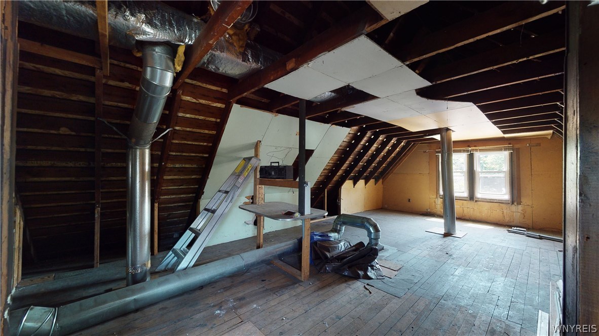 52 Locust Street Buffalo, NY 14204 - Photo 43 of 46