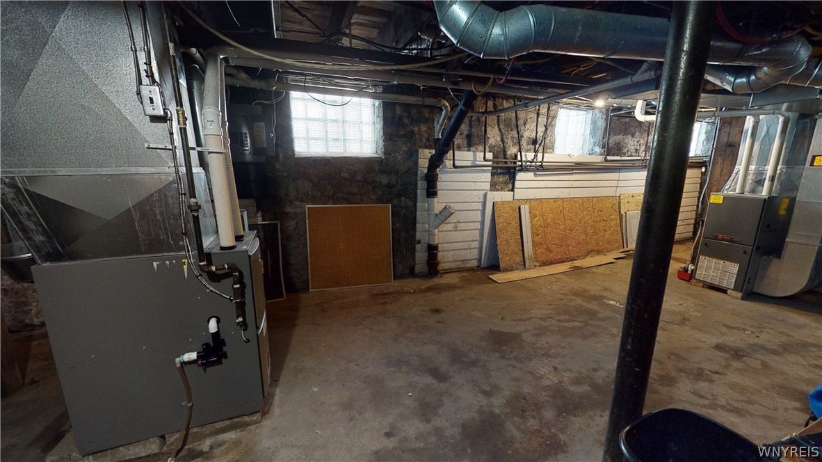 52 Locust Street Buffalo, NY 14204 - Photo 45 of 46