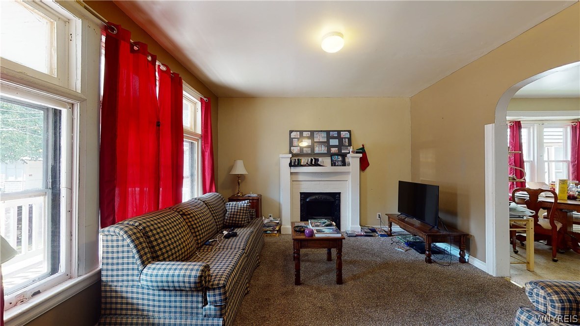 52 Locust Street Buffalo, NY 14204 - Photo 10 of 46