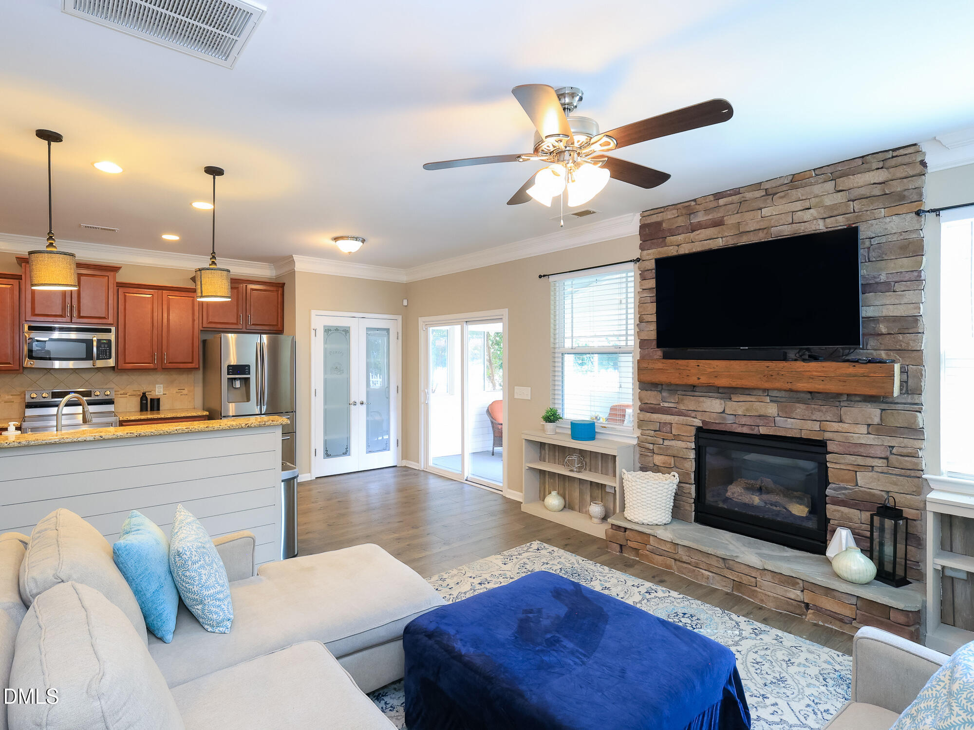 312 Springtime Fields Lane Wake Forest, NC 27587 - Photo 24 of 70 031_312_summertime_fields_living_rm