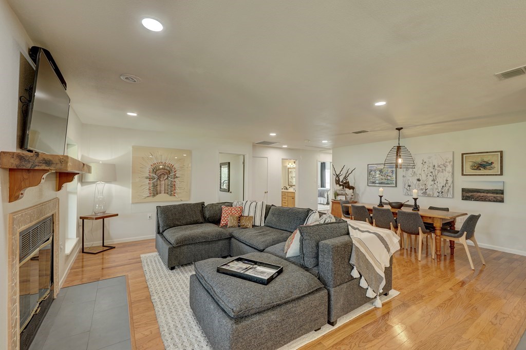 419 Yellowstone Lane Hunt, TX 78024 - Photo 8 of 74