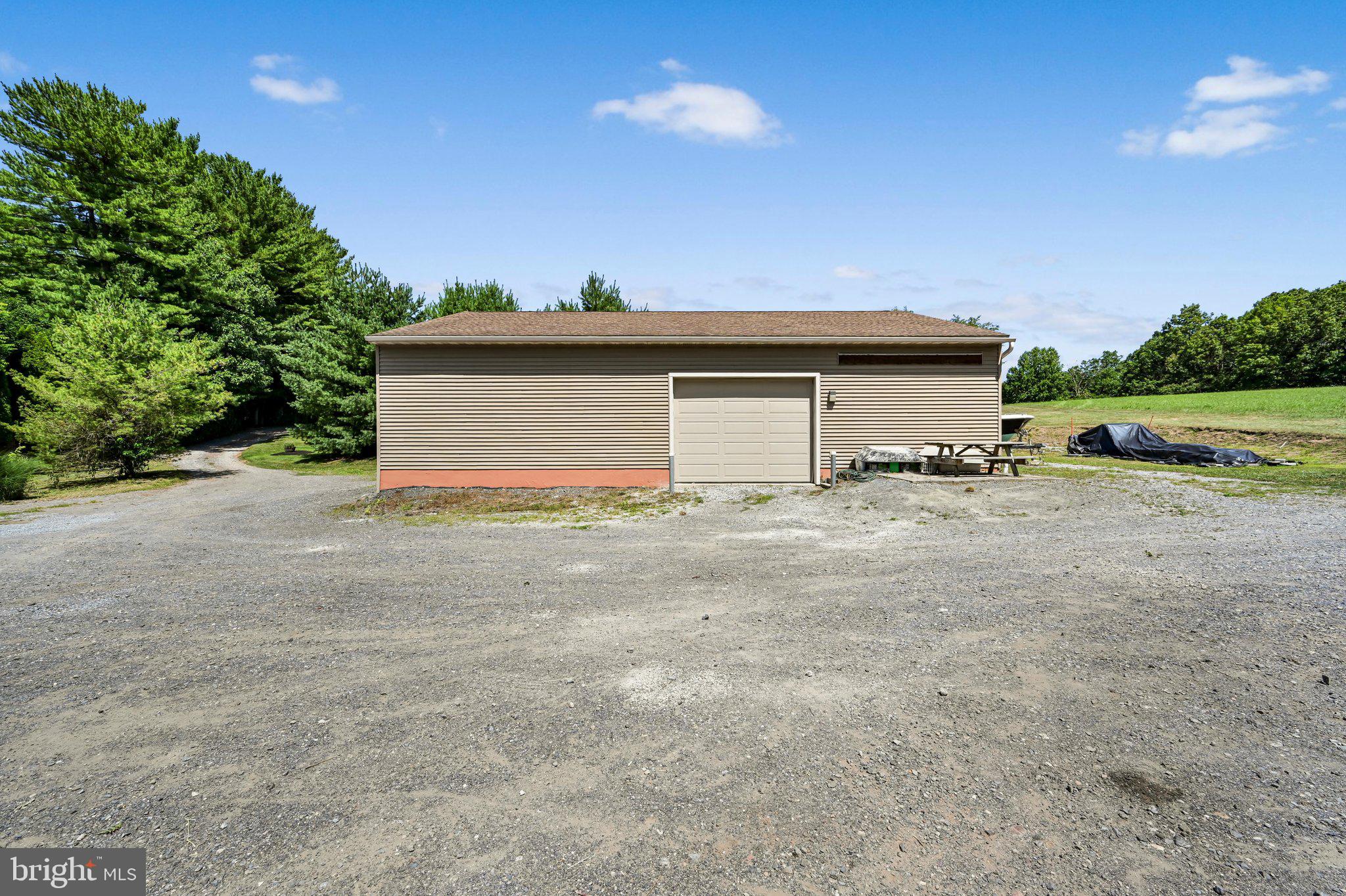 130 Clearfield Lane Reading, PA 19608 - Photo 25 of 31 Detached Garage